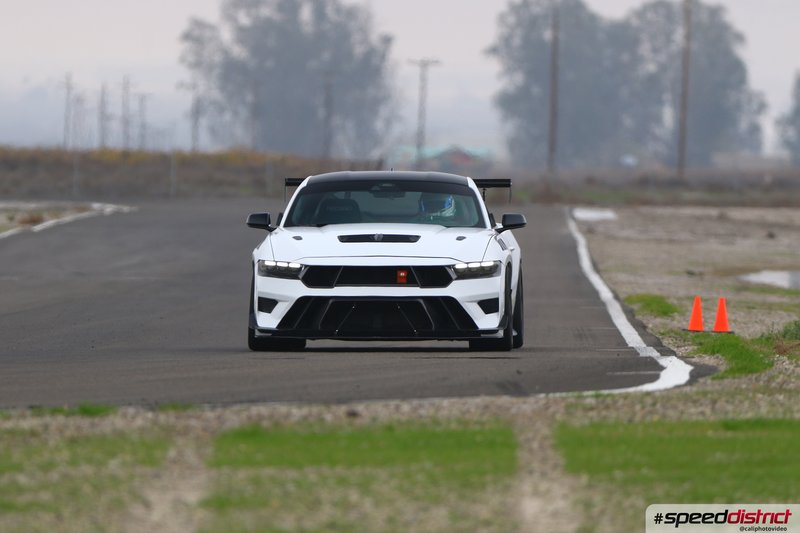 Ford Mustang GT4