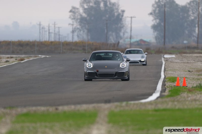 Porsche 911 GT3 RS gray