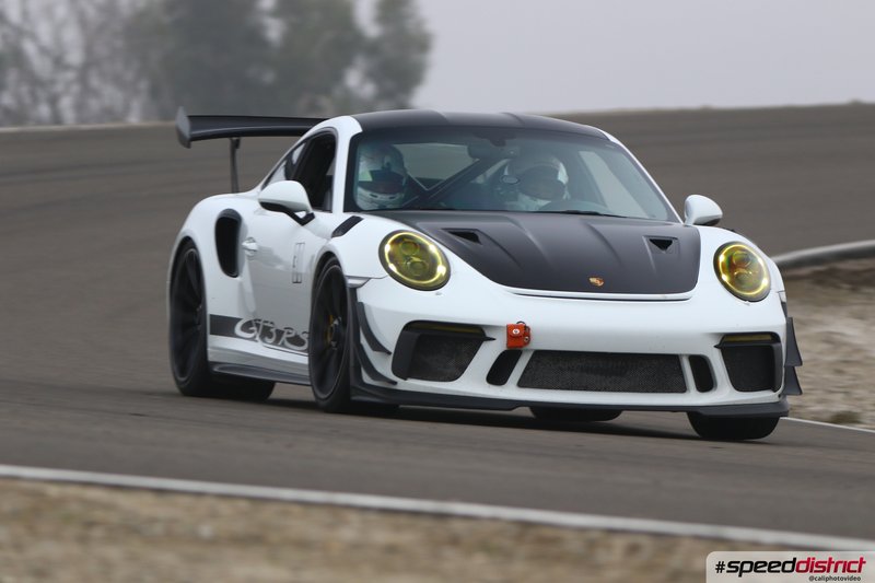Porsche 911 GT3 RS white