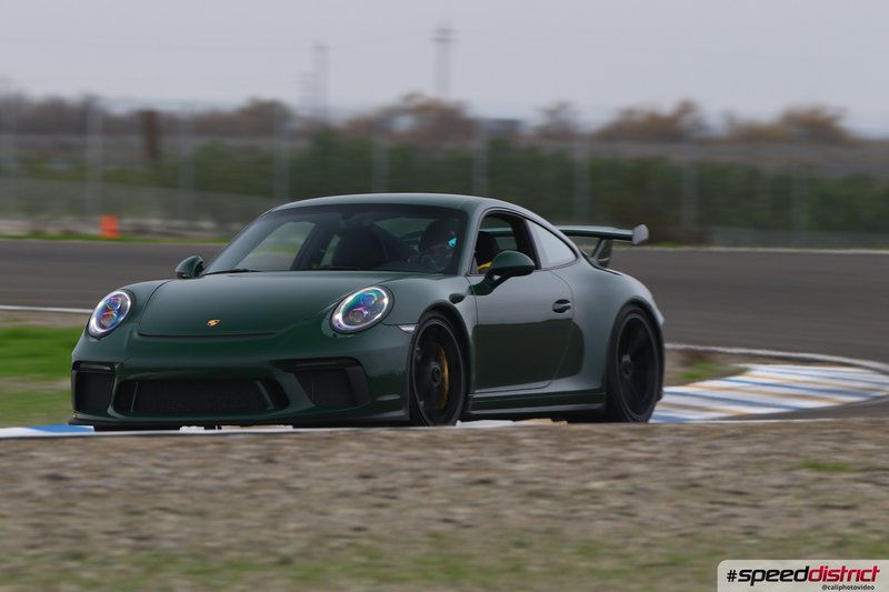 Porsche 911 GT3 RS green