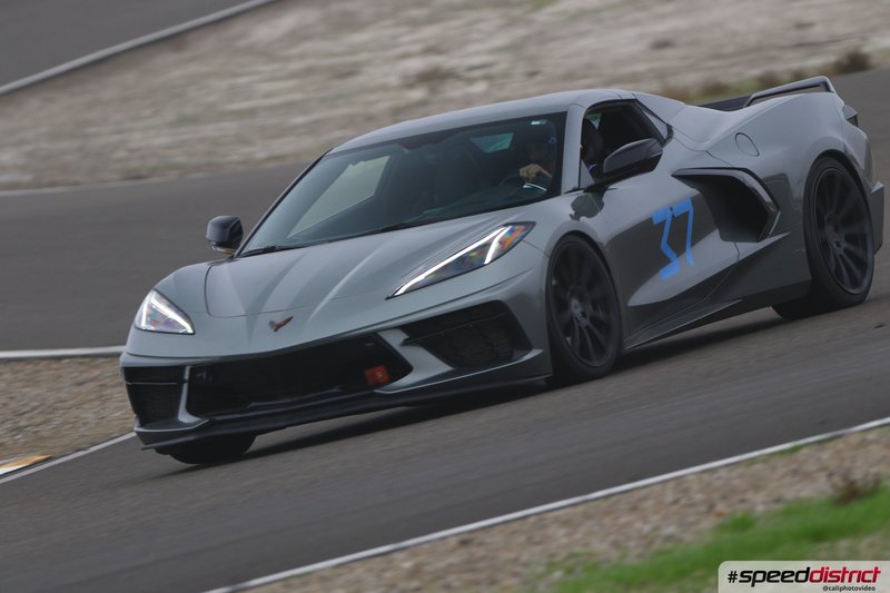 Chevrolet Corvette STI