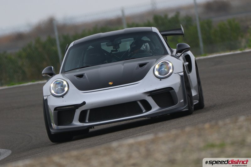 Porsche 911 GT3 RS white