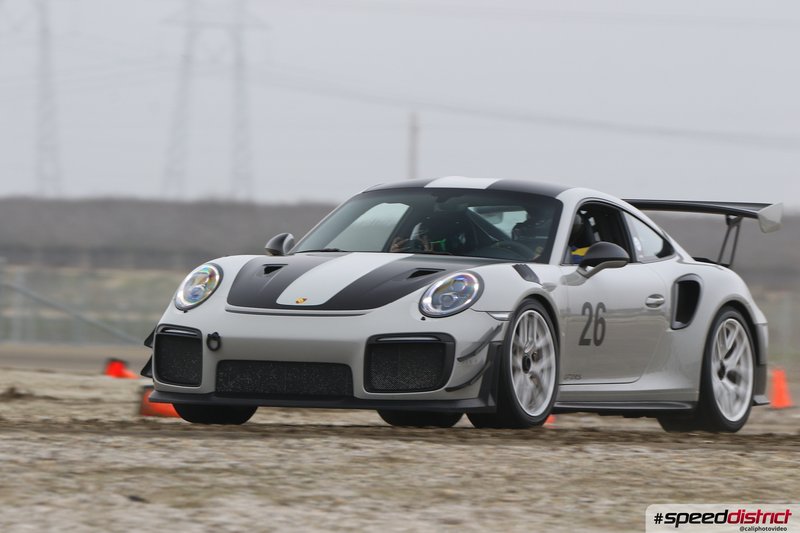 Porsche 911 GT2 RS