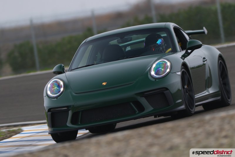 Porsche 911 GT3 RS green