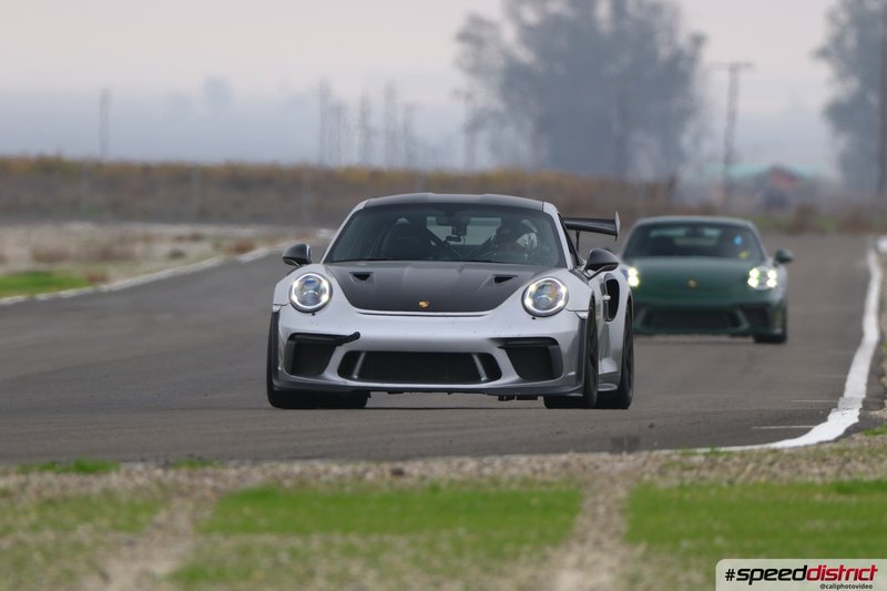 Porsche 911 GT3 RS white