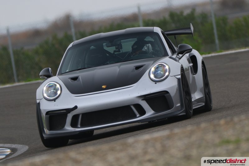 Porsche 911 GT3 RS white
