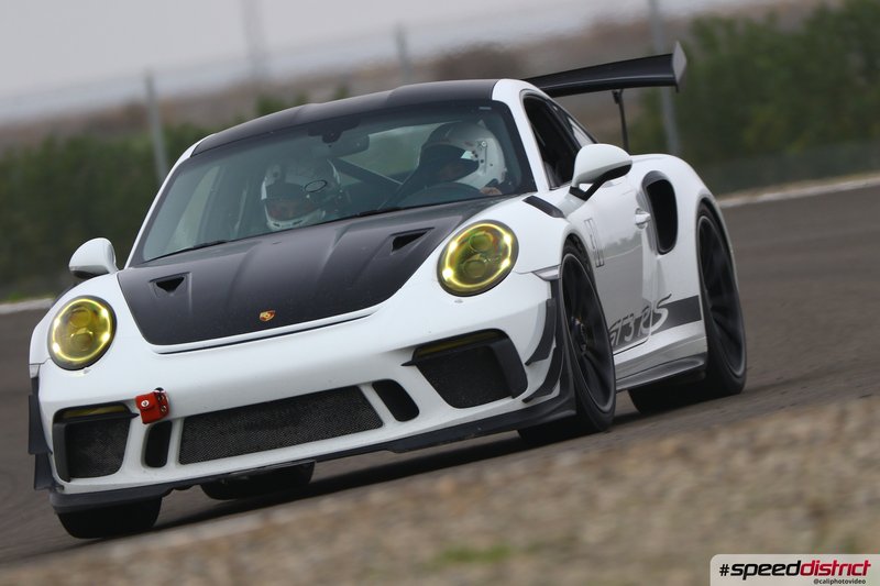 Porsche 911 GT3 RS white