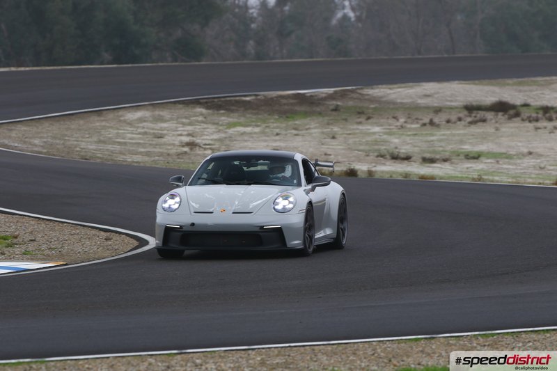Porsche 911 GT3 RS white