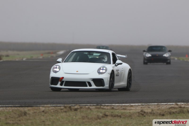 Porsche 911 GT3 white