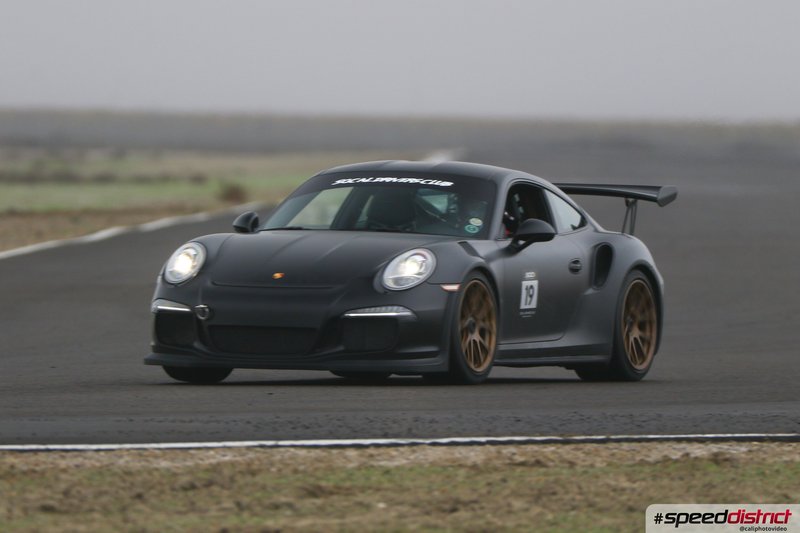 Porsche 911 GT3 RS gray