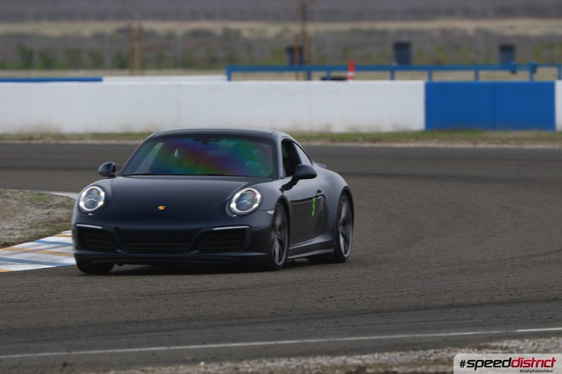 Porsche 911 GT3 gray