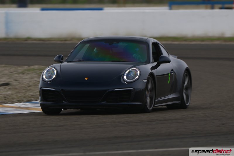 Porsche 911 GT3 gray