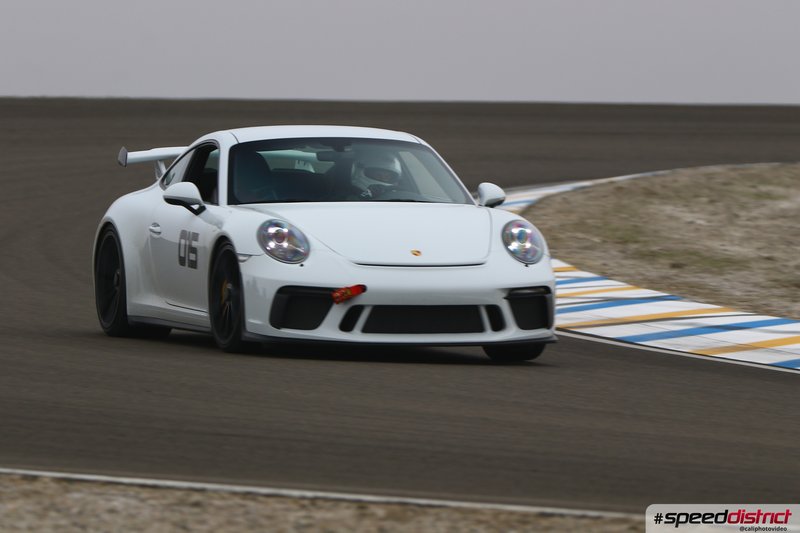 Porsche 911 GT3 white