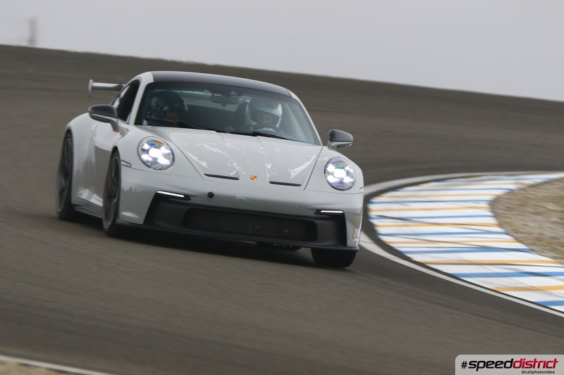 Porsche 911 GT3 RS white