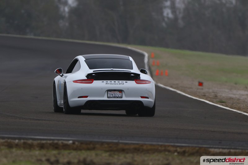 Porsche 911 GT3 white