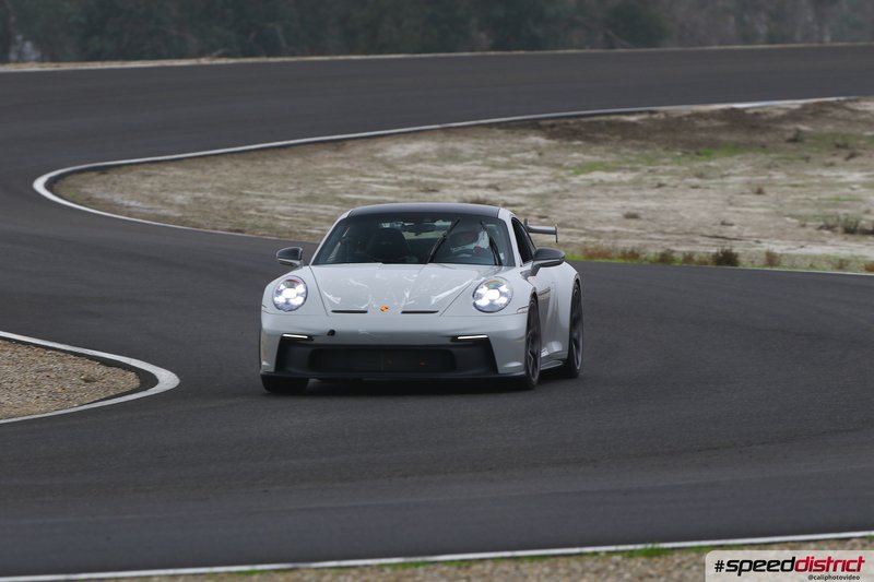 Porsche 911 GT3 RS white