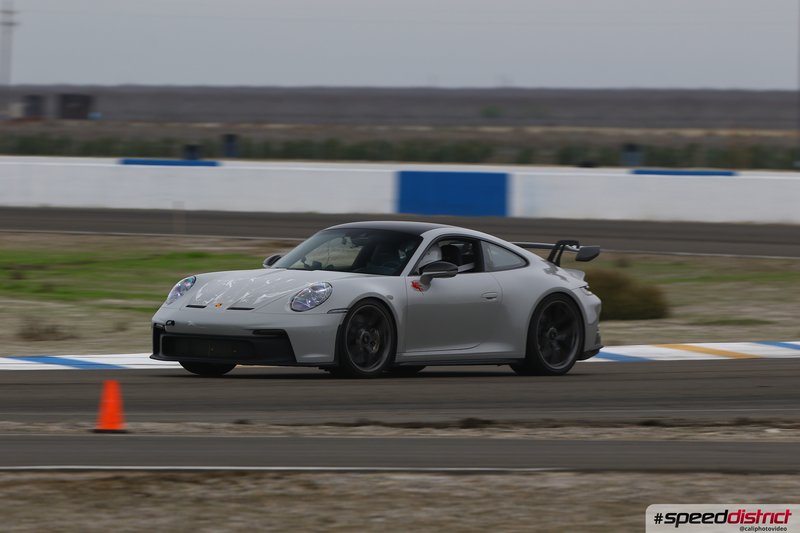 Porsche 911 GT3 RS white
