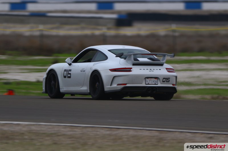 Porsche 911 GT3 white