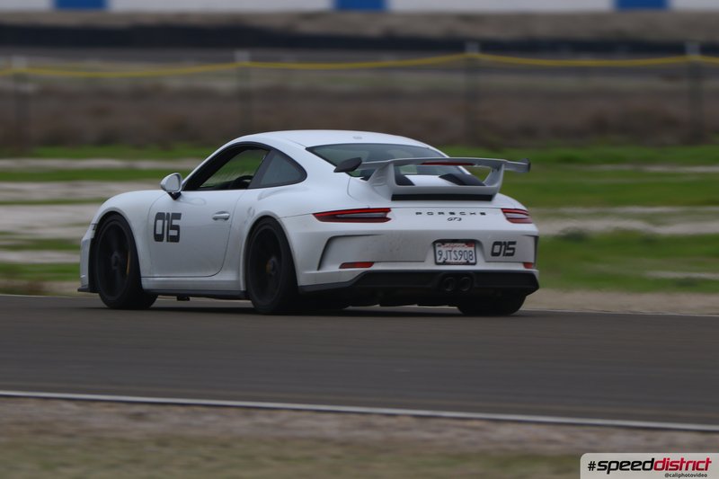 Porsche 911 GT3 white