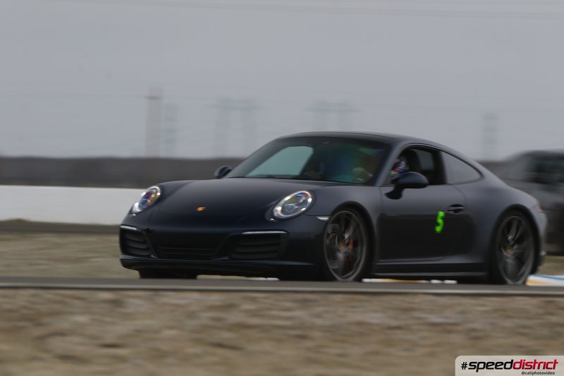 Porsche 911 GT3 gray