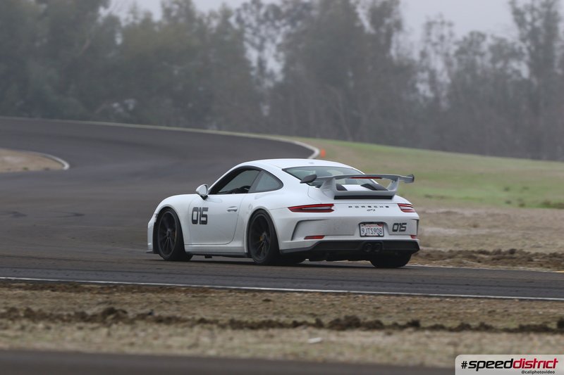 Porsche 911 GT3 white