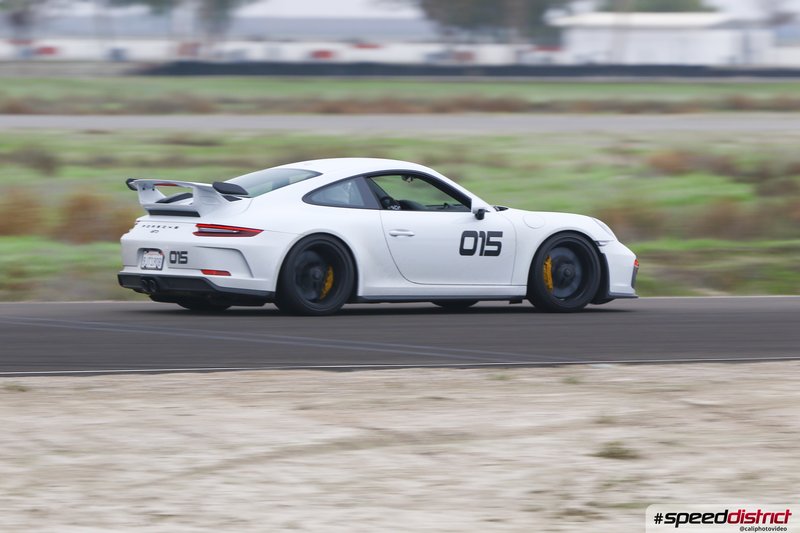 Porsche 911 GT3 white