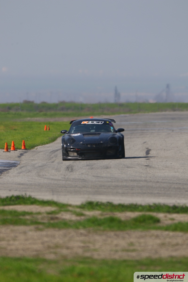 Porsche 911 GT3 gray
