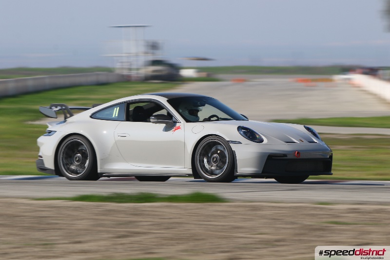 Porsche 911 GT3 RS white