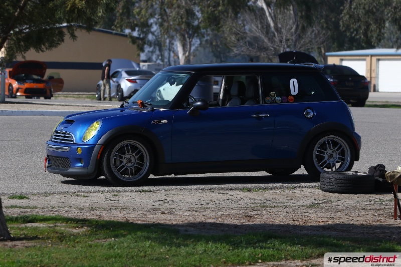 Mini Cooper blue