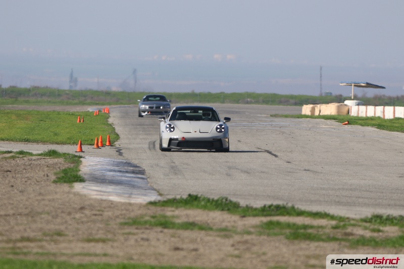 Porsche 911 GT3 RS white