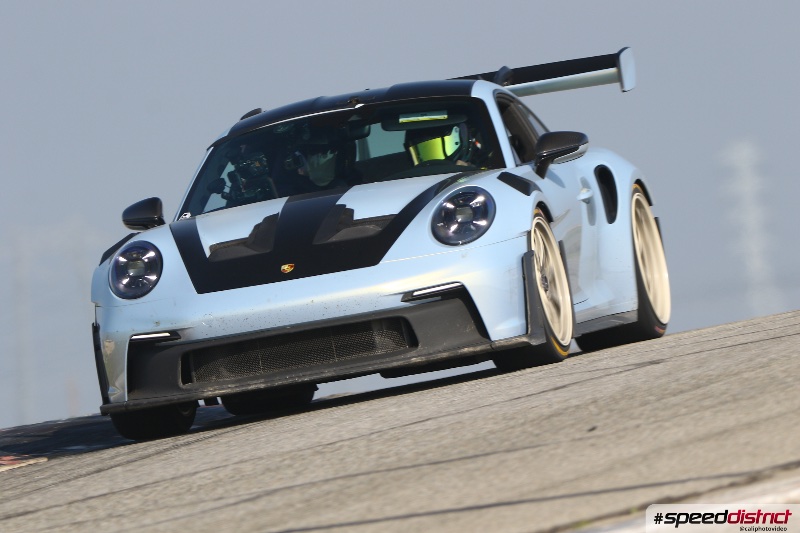 Porsche 911 GT3 RS white