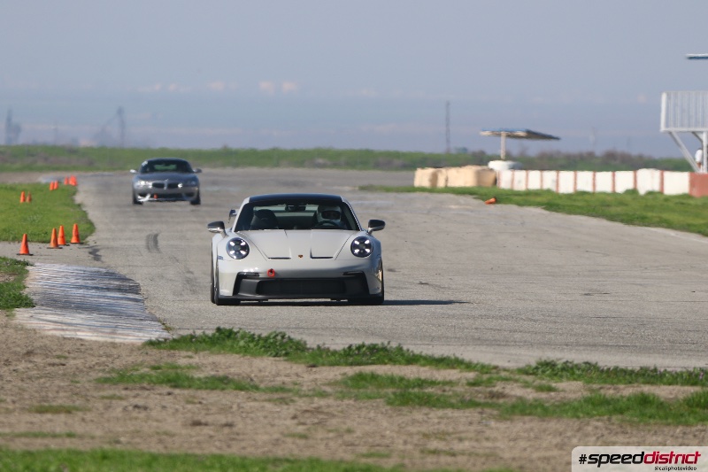 Porsche 911 GT3 white