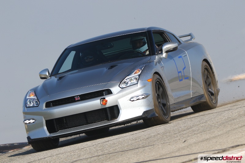 Nissan GT-R silver