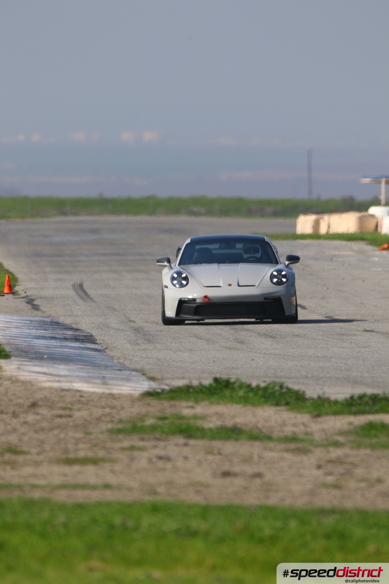 Porsche 911 GT3 RS white