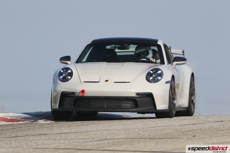 Porsche 911 GT3 RS white