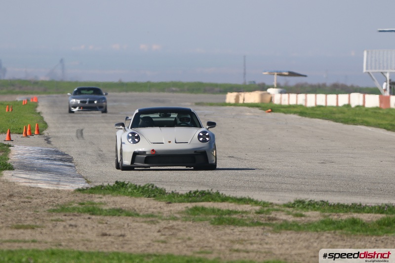 Porsche 911 GT3 RS white