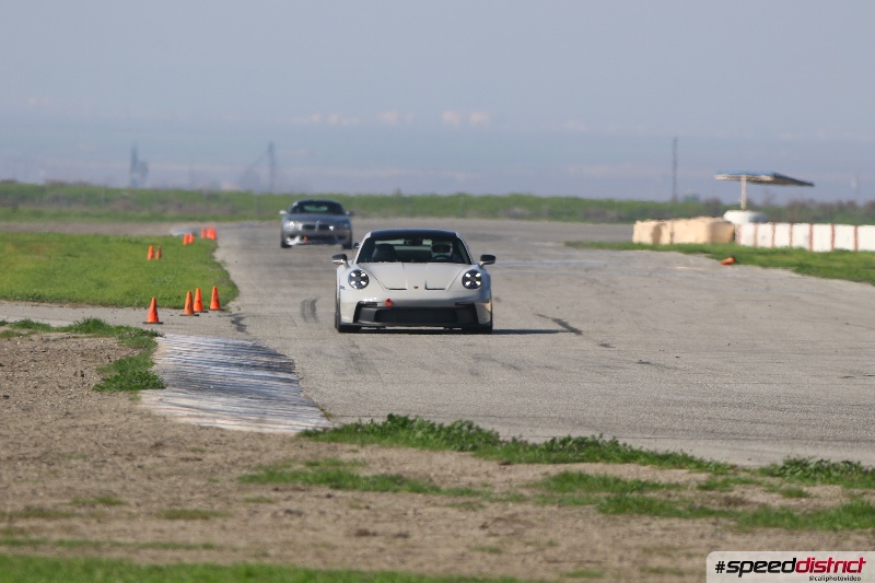 Porsche 911 GT3 RS white