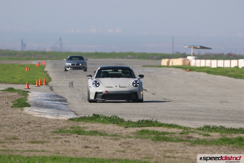 Porsche 911 GT3 RS white