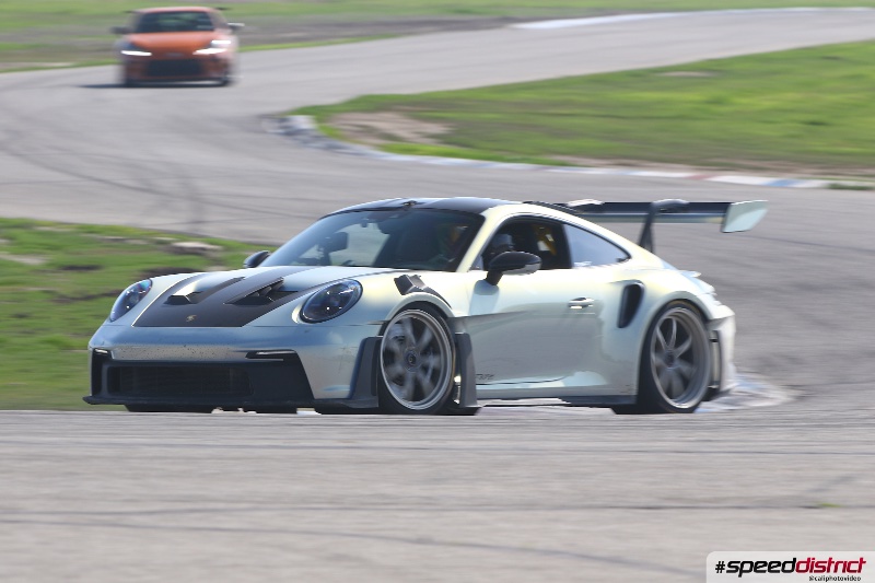 Porsche 911 GT3 RS white