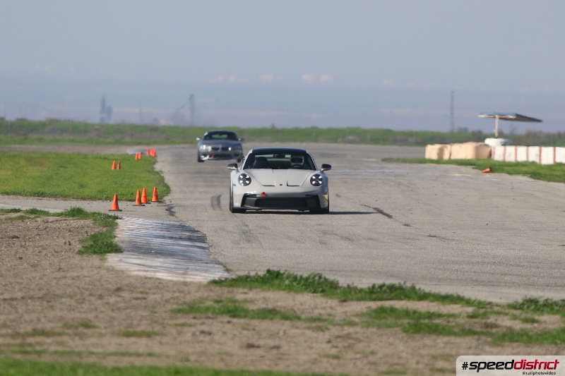 Porsche 911 GT3 white