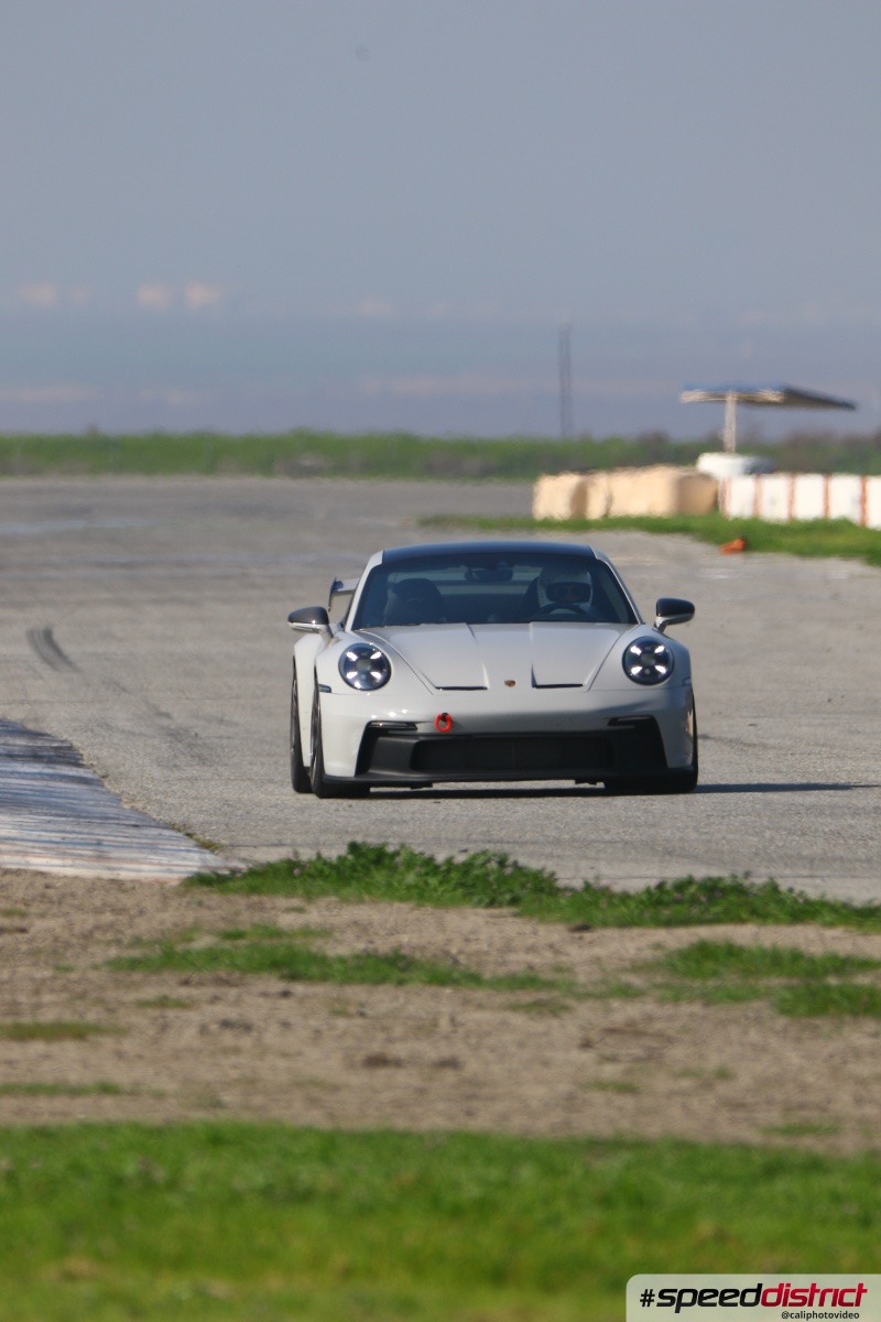 Porsche 911 GT3 RS white