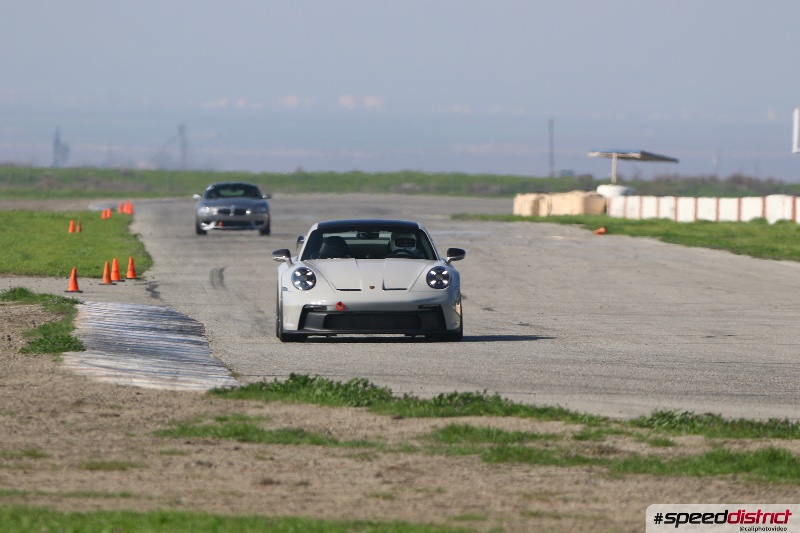 Porsche 911 GT3 RS white