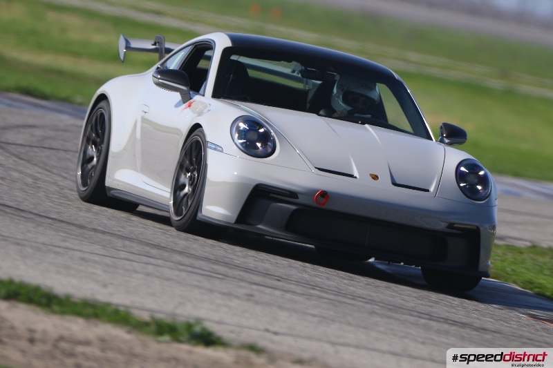 Porsche 911 GT3 RS white