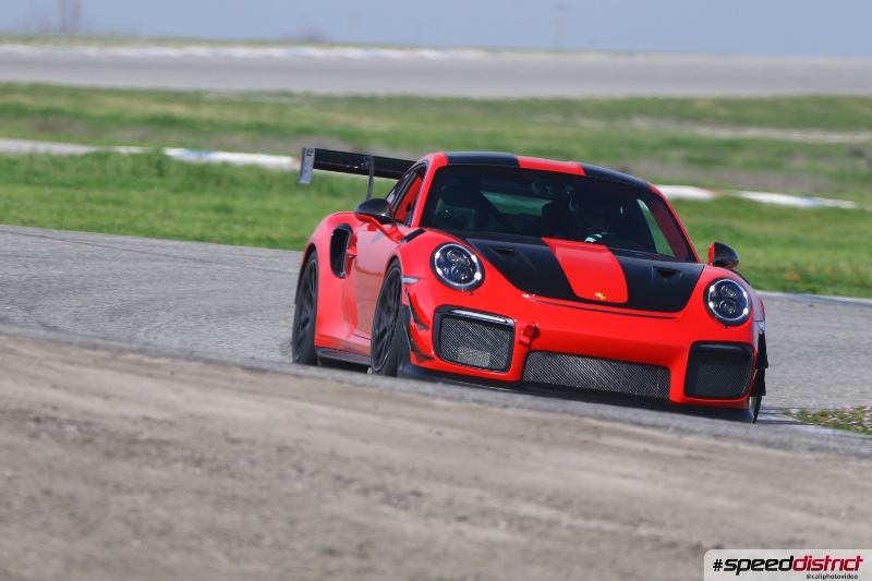 Porsche 911 GT2 RS