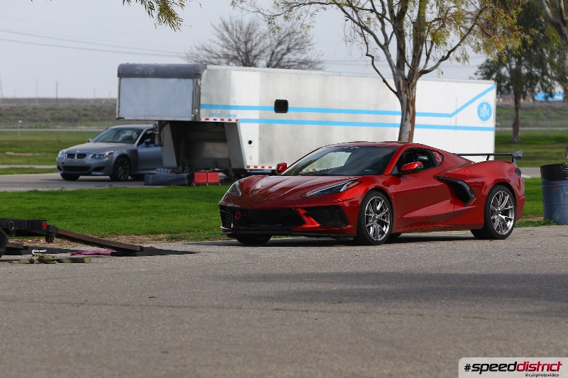 Chevrolet Corvette red