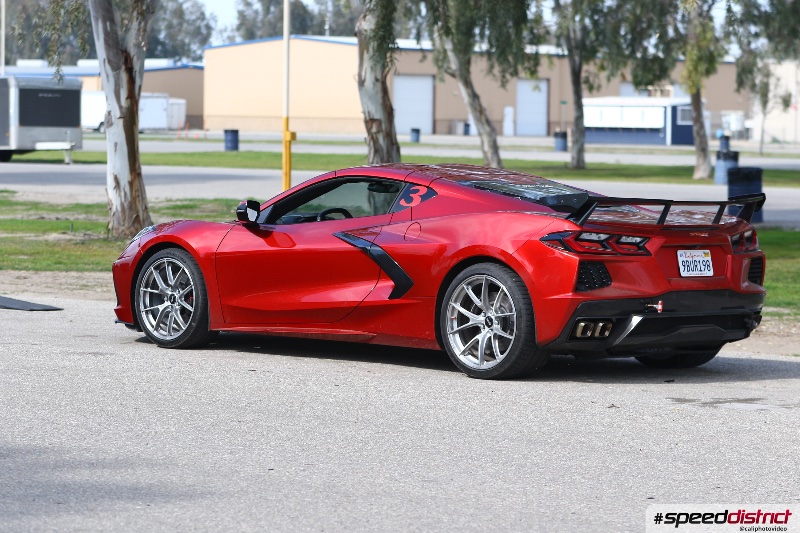 Chevrolet Corvette red