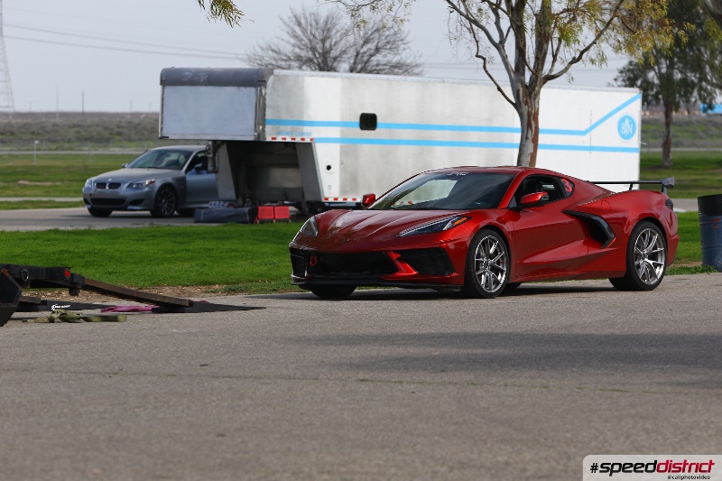 Chevrolet Corvette red
