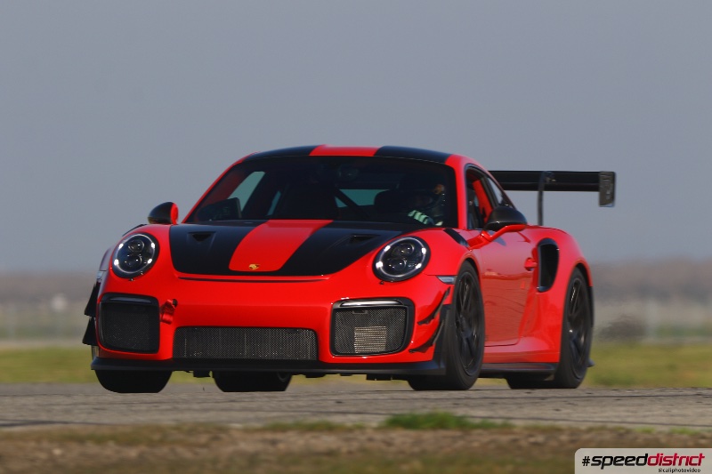 Porsche 911 GT2 RS
