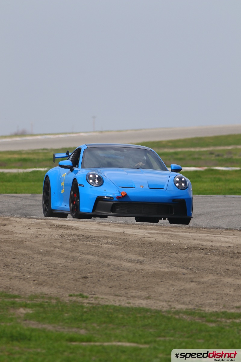 Porsche 911 GT3 RS blue