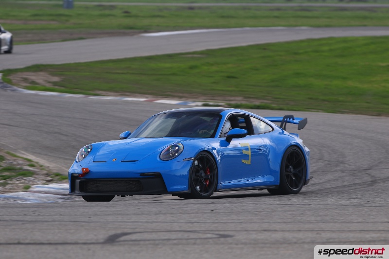 Porsche 911 GT3 RS blue